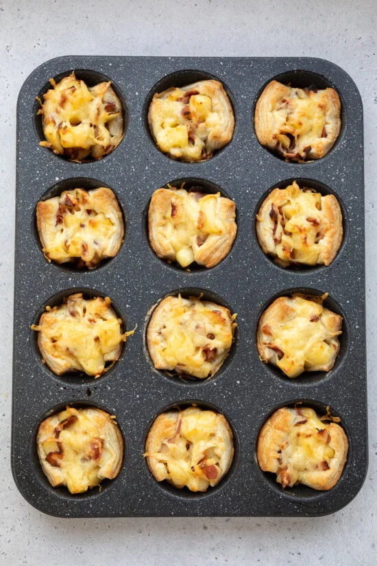 Bake the apple bites