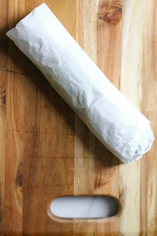 Chicken Club Lettuce Wrap Sandwich, a low-carb (keto) lunch idea that replaces a wheat wrap for a lettuce wrap. Just 5 ingredients, and less than 10 minutes to make!