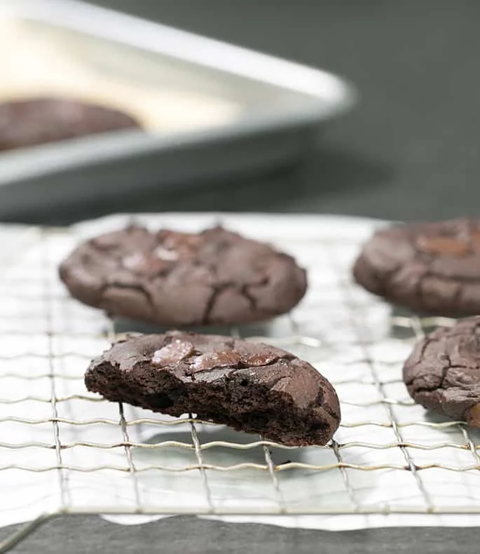 Fudgy Flourless Black Bean Cookies