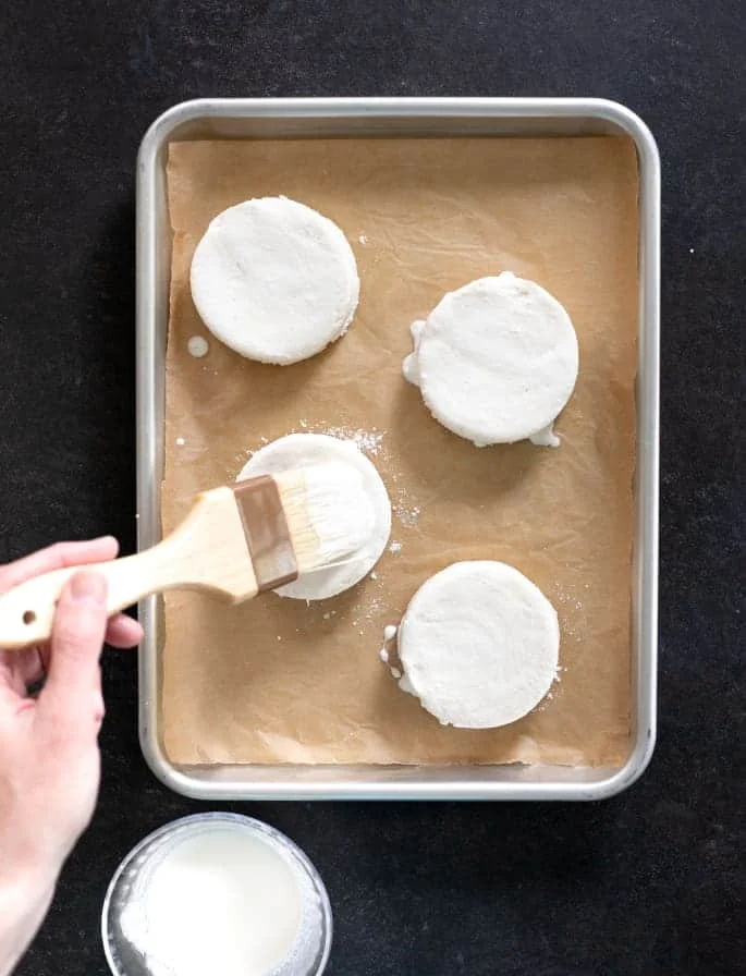 Light, flaky and extra tender, this recipe for gluten free cream cheese buttermilk biscuits is the foolproof formula for biscuits you've been looking for.