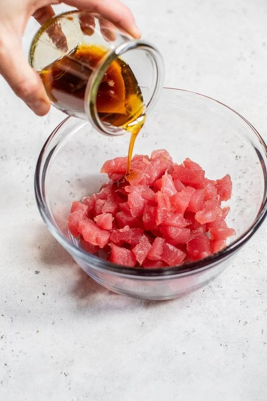 making tuna tartare