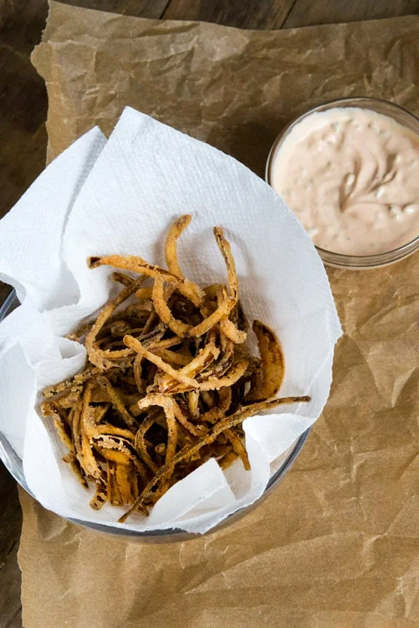 overhead-fried-onions