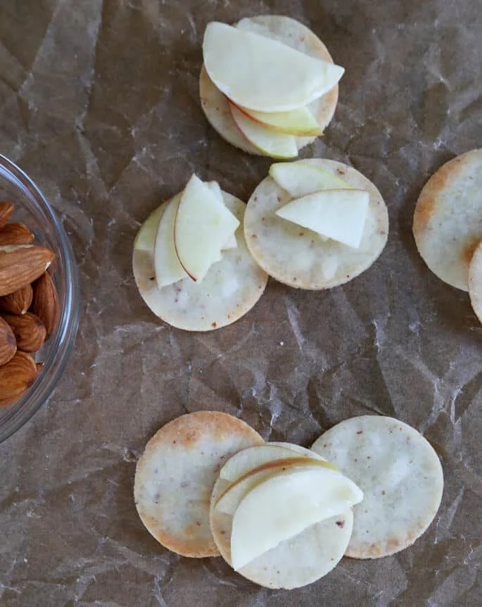 Almond Nut-Thins Crackers Recipe