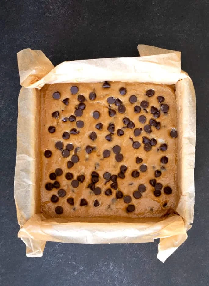 Rich in peanut butter flavor, these super chewy blonde brownies are made without any dairy or grain and they're naturally gluten free. 