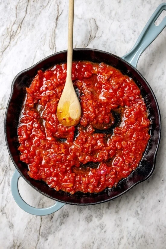 Stirring sauce for eggs in purgatory