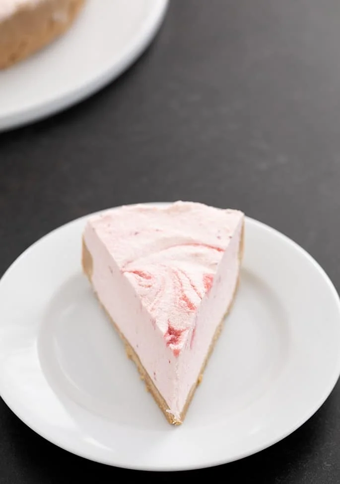 No Bake Strawberry Yogurt Pie