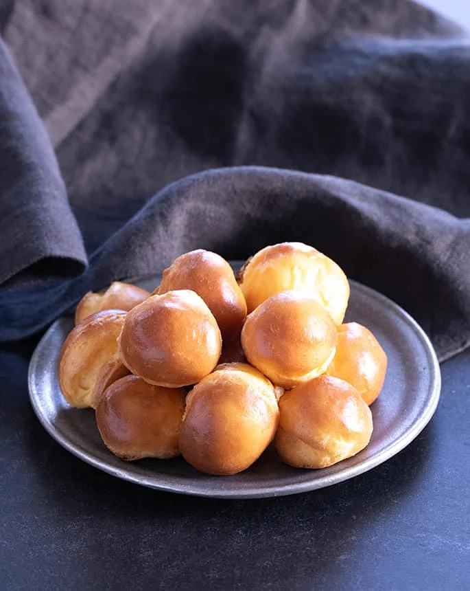Gougères (Cheese Puffs)