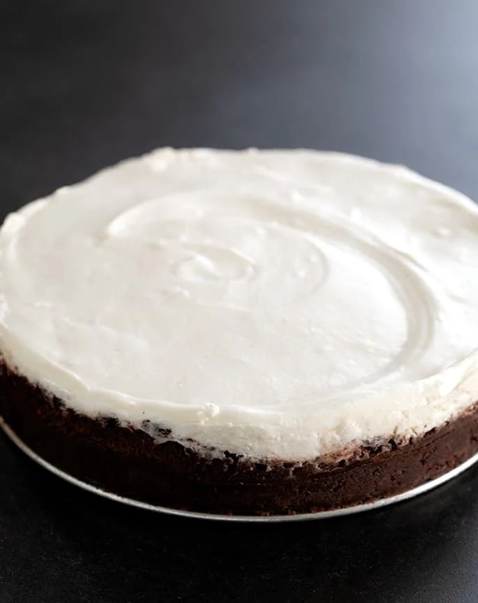 This no bake marshmallow cheesecake is made with a gluten free cookie crumb crust in a springform pan. 