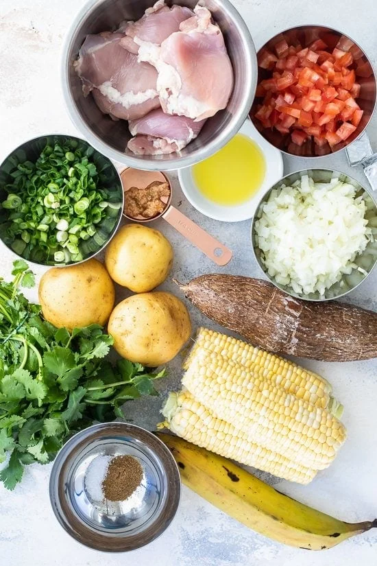 Ingredients to make Sancocho de Pollo