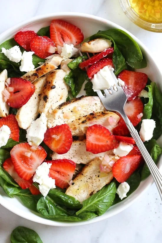 Strawberries Spinach Salad with Grilled Chicken