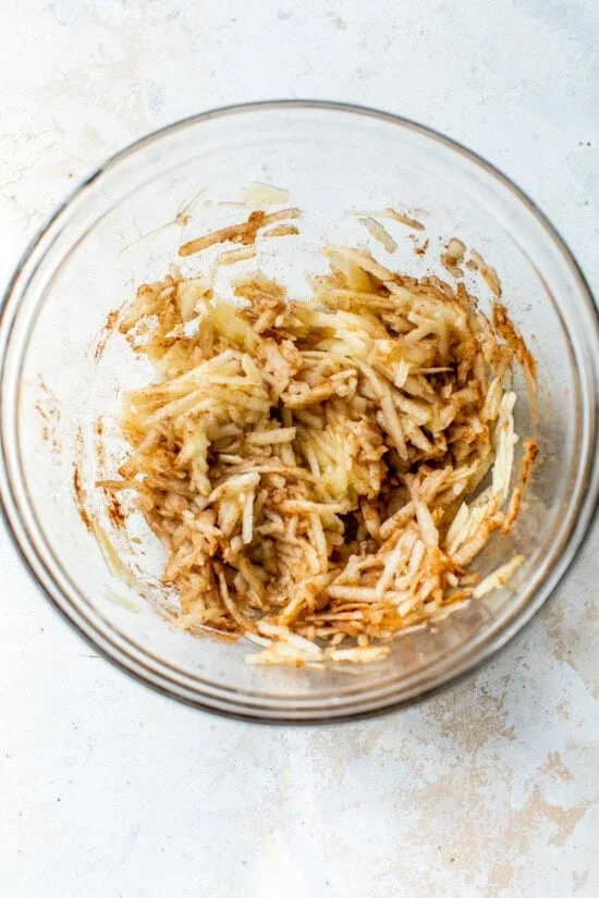 shredded apples with cinnamon